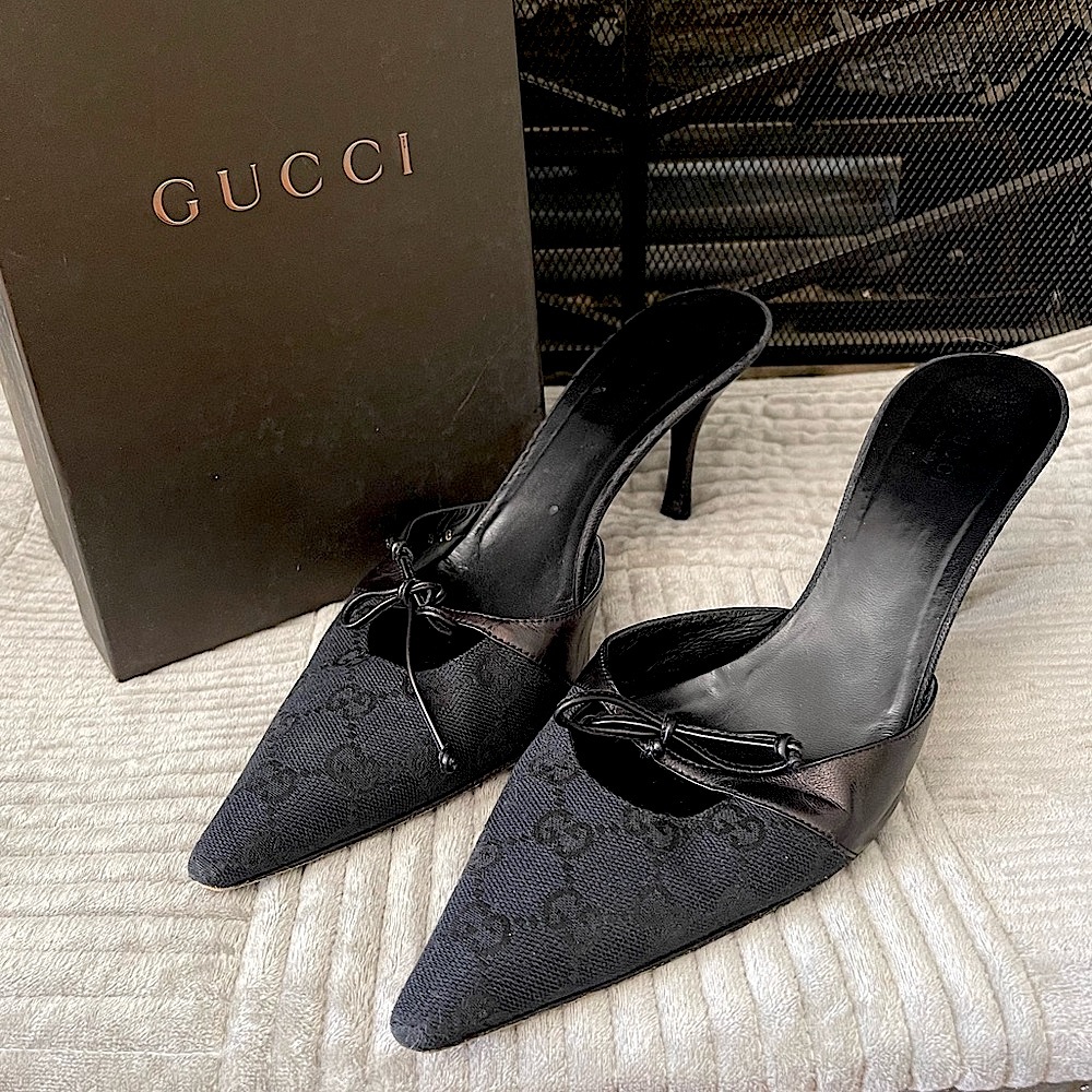 Authentic Tom Ford x Gucci era Black Canvas kitten Heels Mules